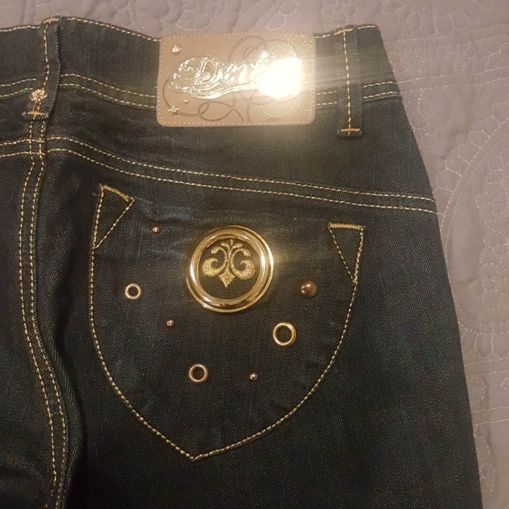Jeans - Picture 3 of 3